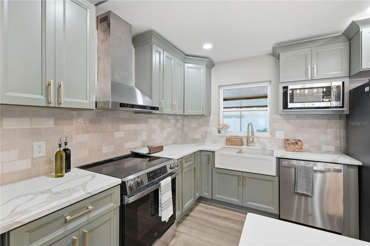 6160 22nd Avenue N, Saint Petersburg, FL 33710 Photo