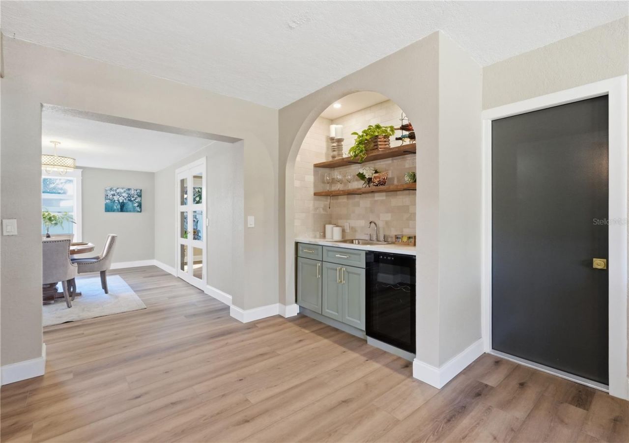 6160 22nd Avenue N, Saint Petersburg, FL 33710 Photo