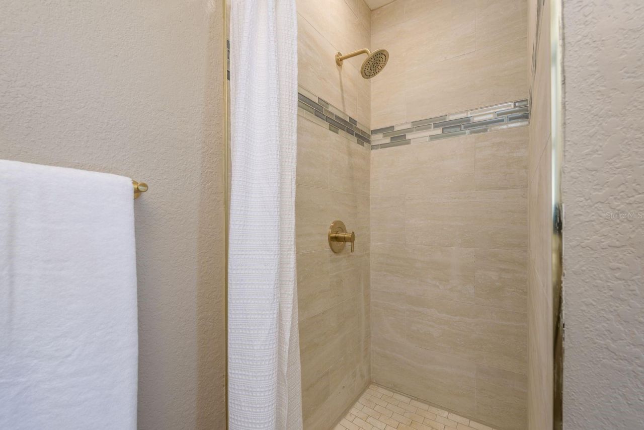 6160 22nd Avenue N, Saint Petersburg, FL 33710 Photo