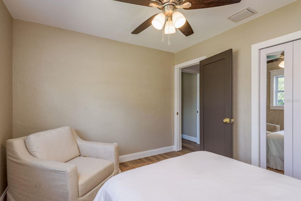 6160 22nd Avenue N, Saint Petersburg, FL 33710 Photo