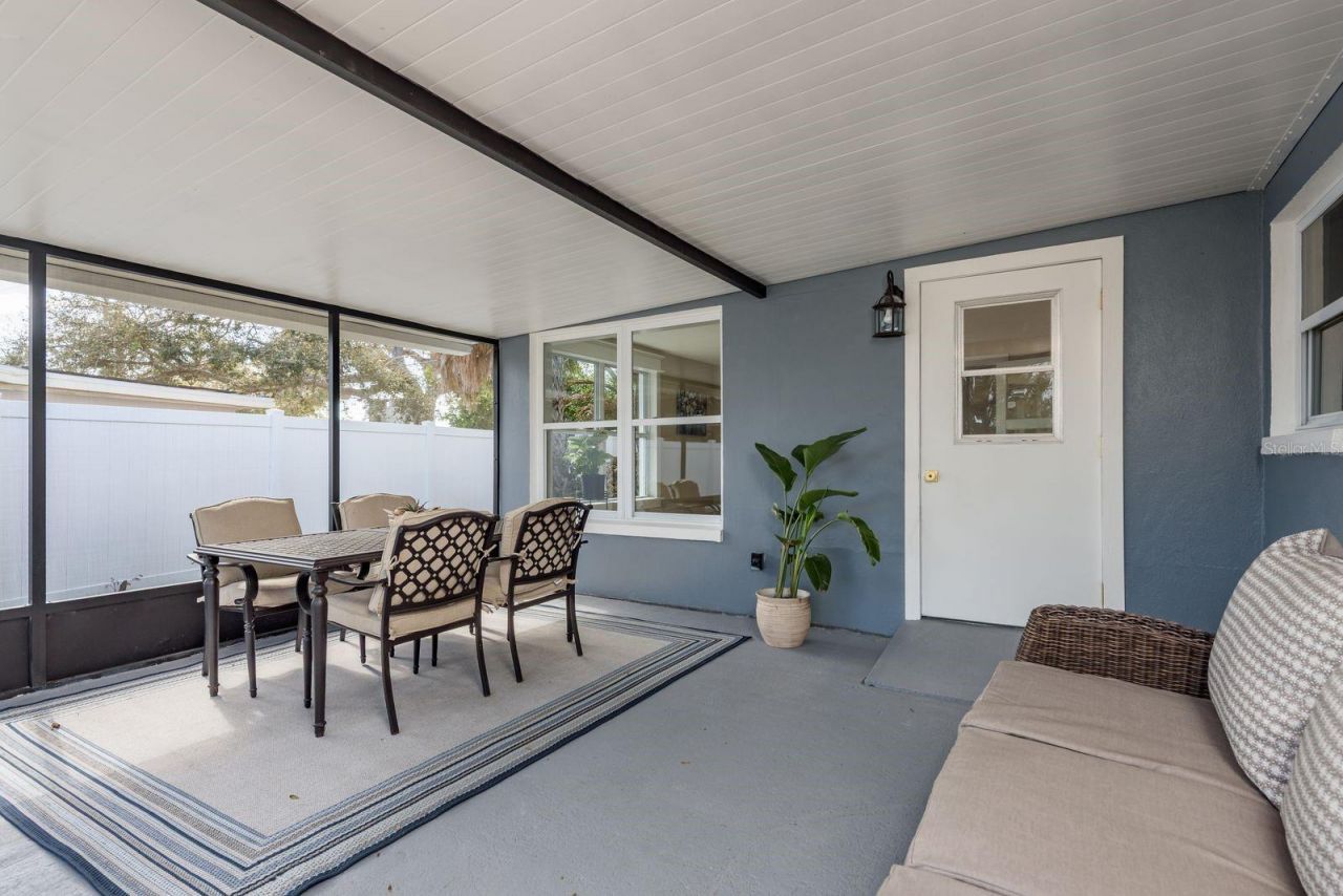 6160 22nd Avenue N, Saint Petersburg, FL 33710 Photo