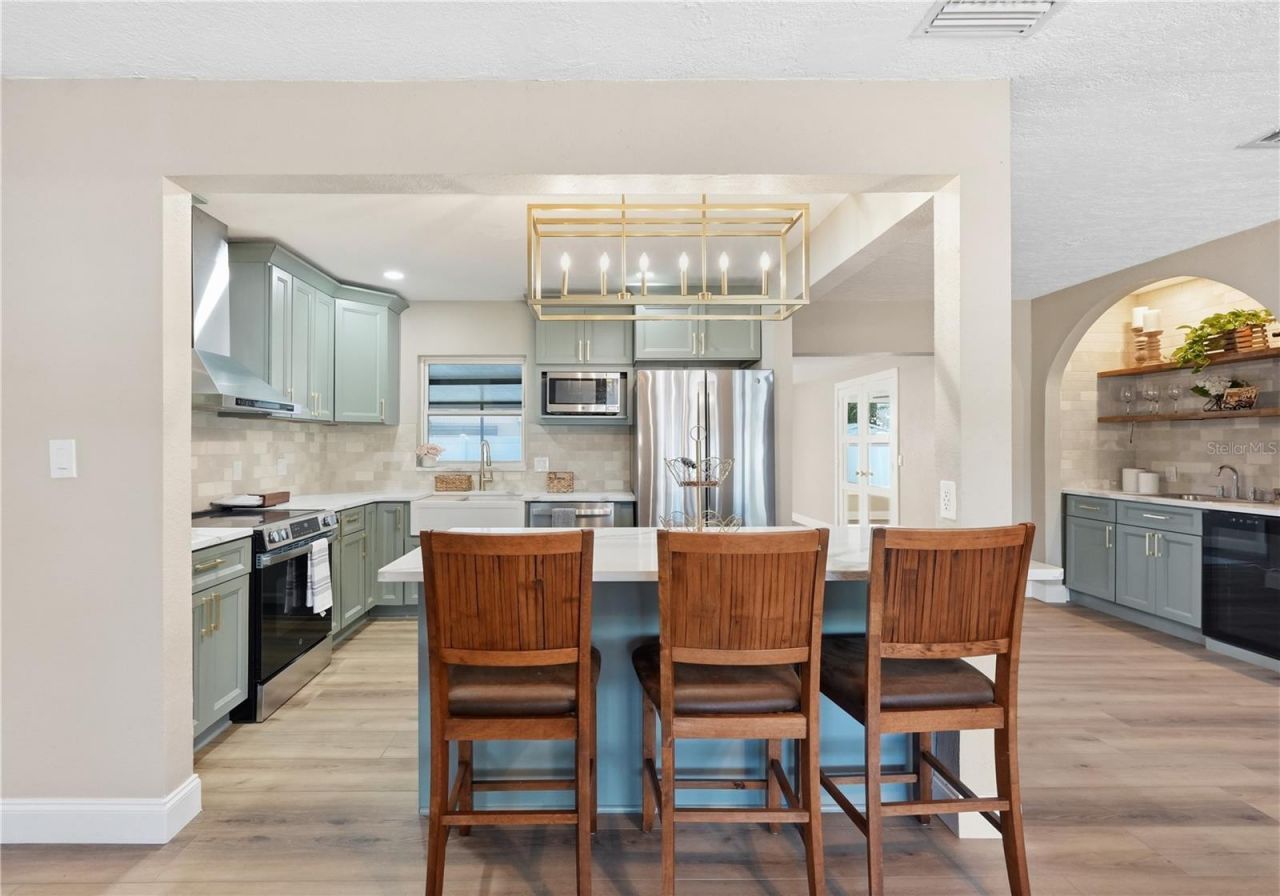 6160 22nd Avenue N, Saint Petersburg, FL 33710 Photo