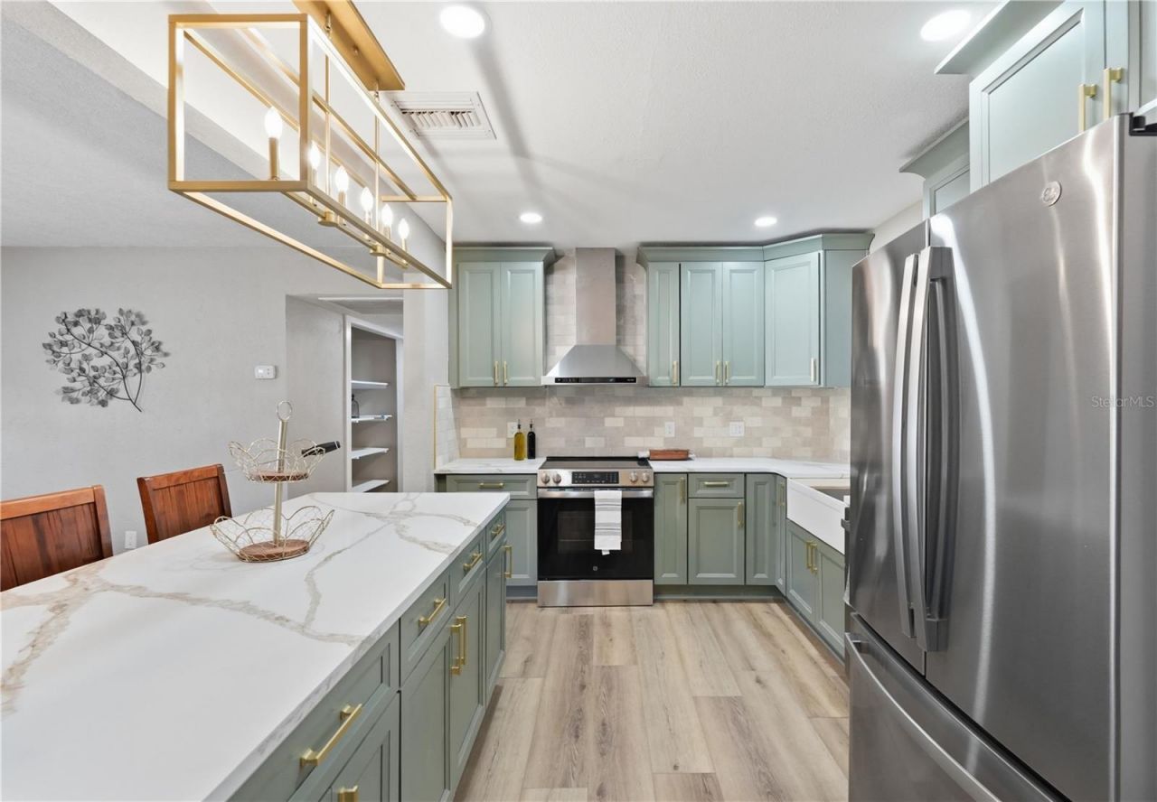 6160 22nd Avenue N, Saint Petersburg, FL 33710 Photo