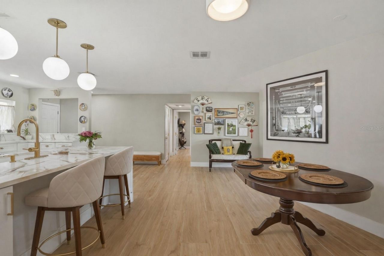 411 42nd Avenue Ne, Saint Petersburg, FL 33703 Photo