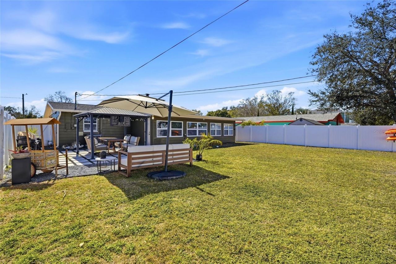 411 42nd Avenue Ne, Saint Petersburg, FL 33703 Photo