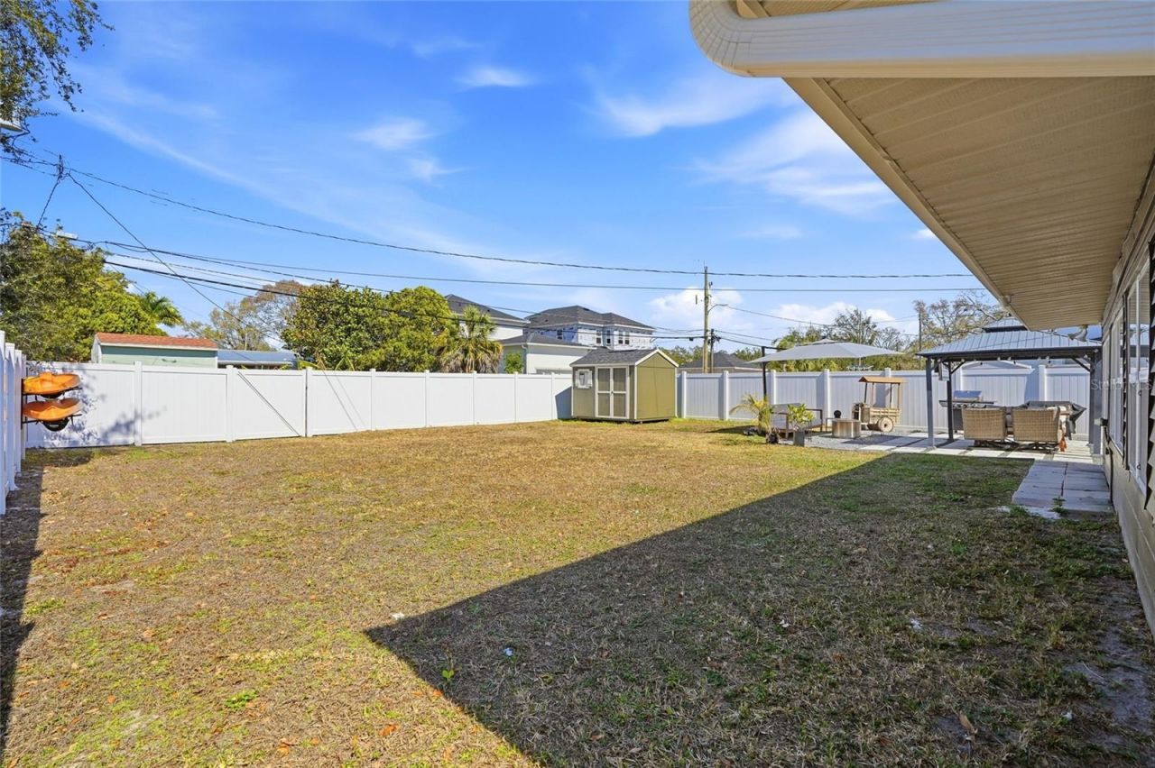 411 42nd Avenue Ne, Saint Petersburg, FL 33703 Photo