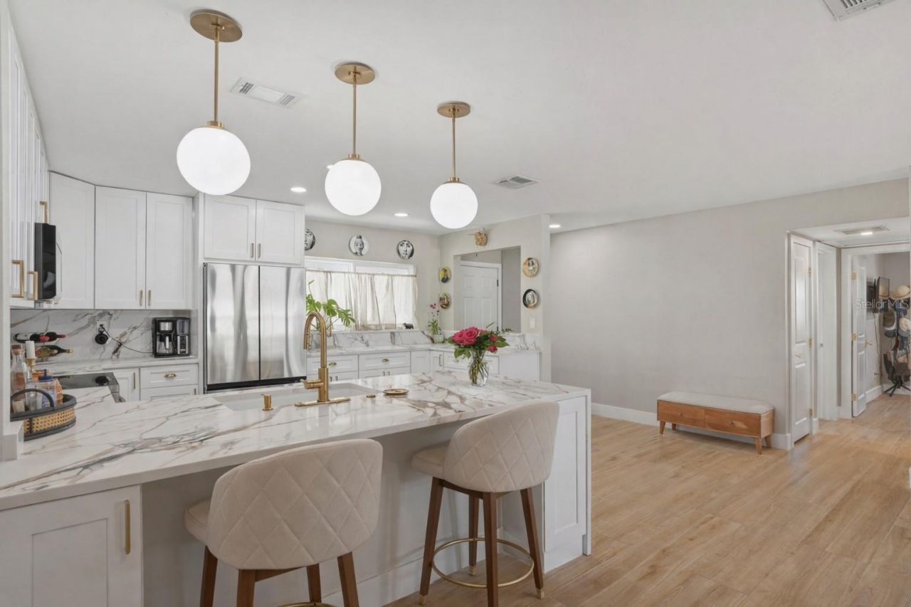 411 42nd Avenue Ne, Saint Petersburg, FL 33703 Photo