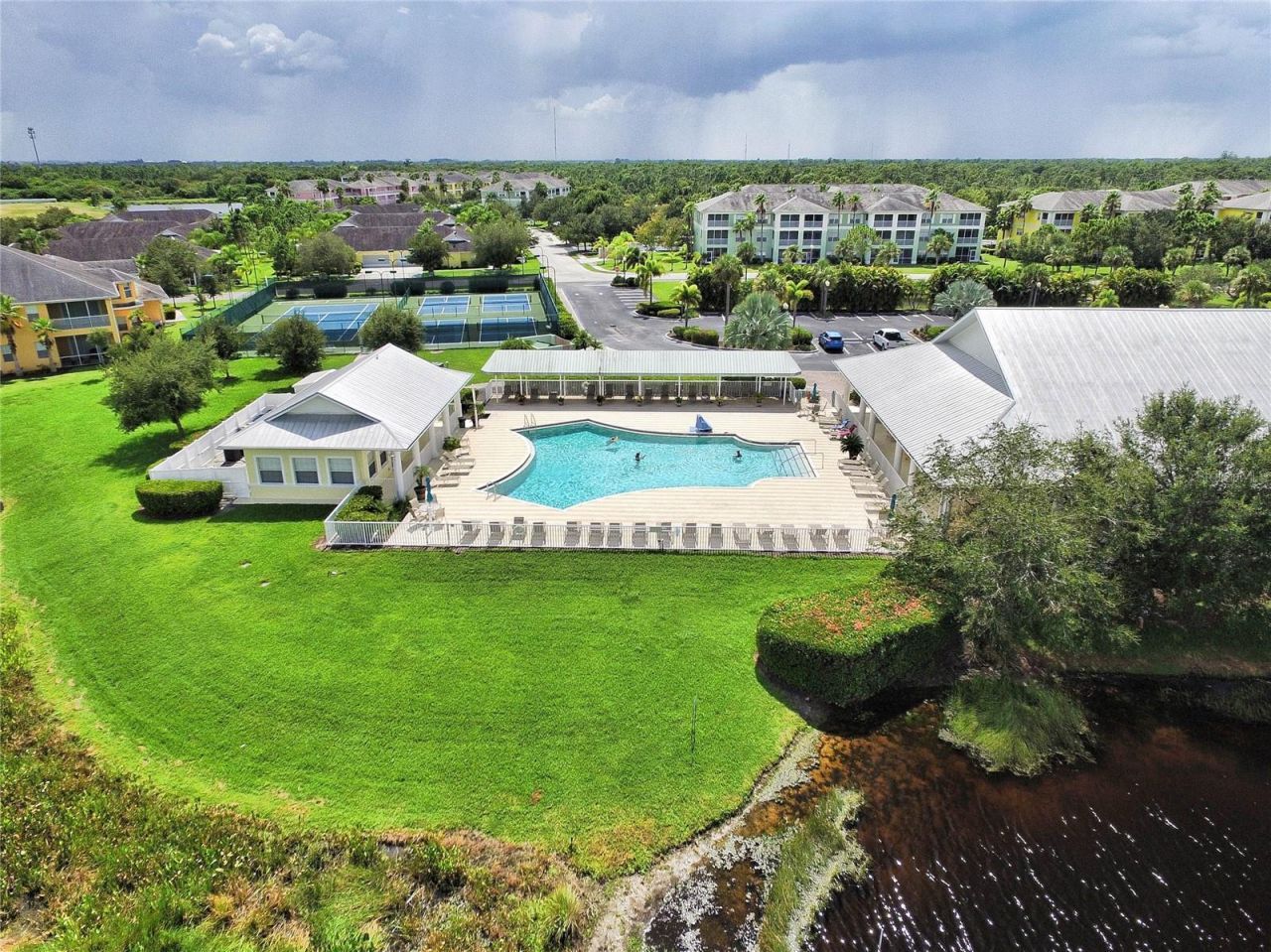 2040 Willow Hammock Circle, Unit 304, Punta Gorda, FL 33983 Photo