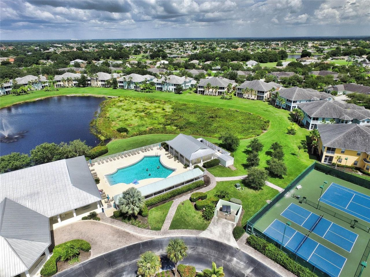 2040 Willow Hammock Circle, Unit 304, Punta Gorda, FL 33983 Photo