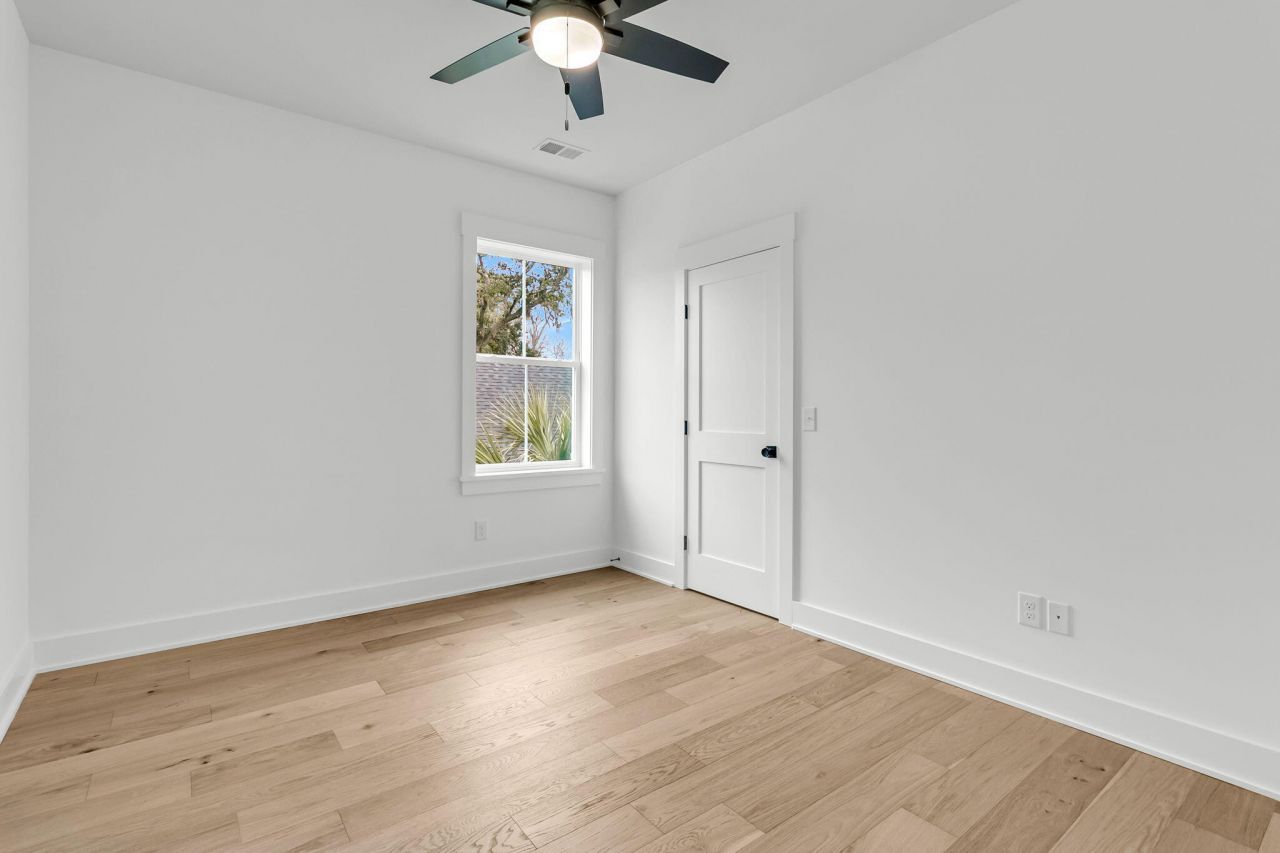 1921 Chestnut Oak Lane Photo 22