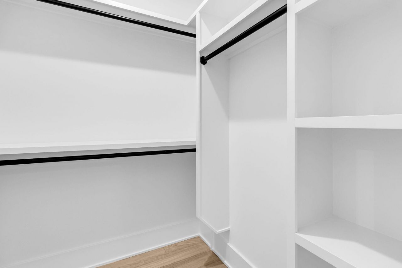 1921 Chestnut Oak Lane Photo 41