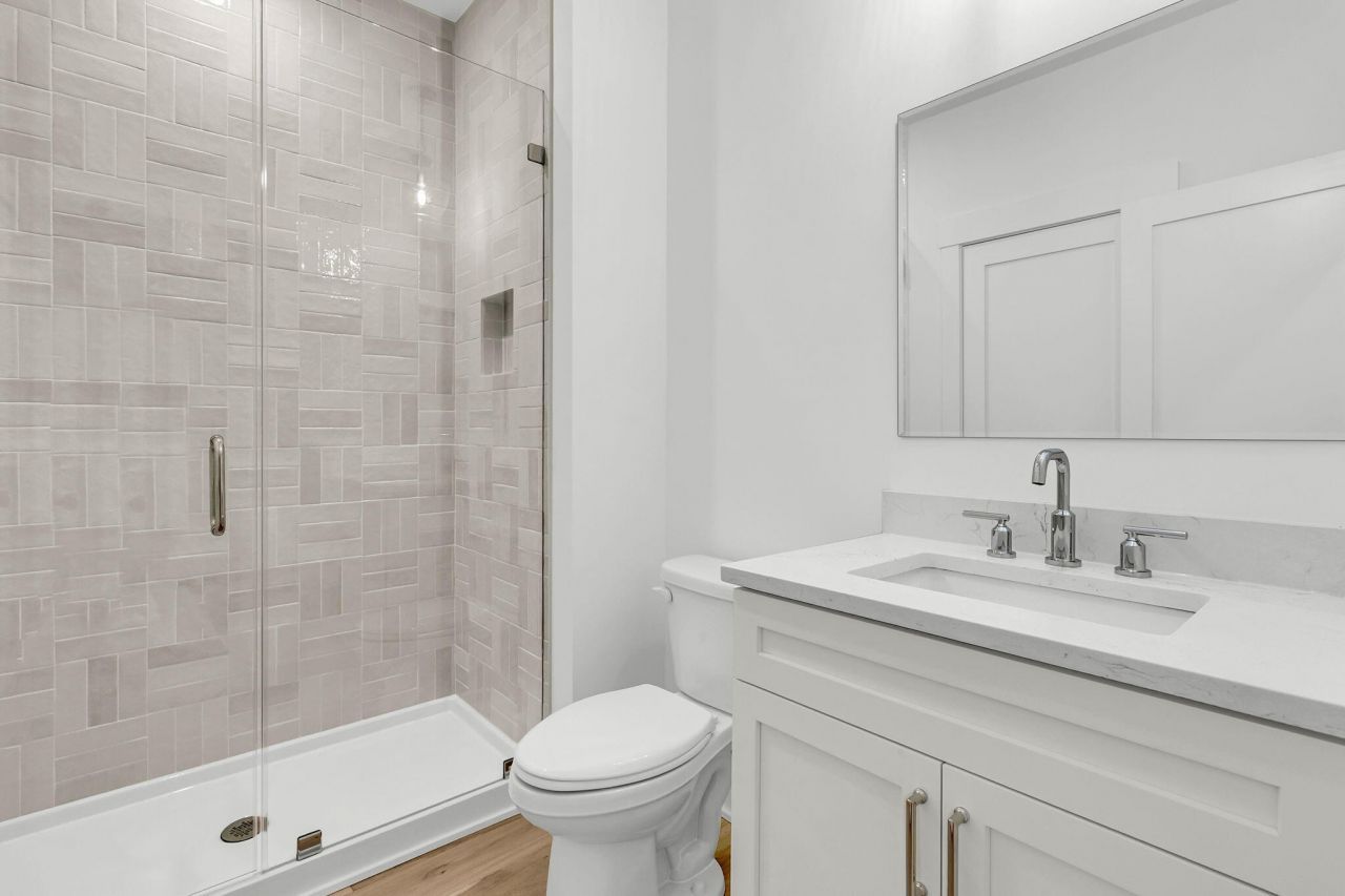 1921 Chestnut Oak Lane Photo 43