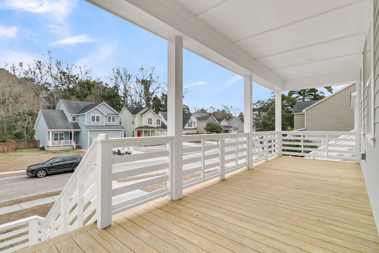 1921 Chestnut Oak Lane Photo 6