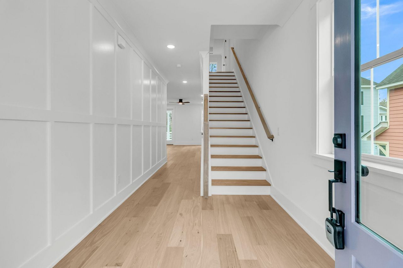 1921 Chestnut Oak Lane Photo 7