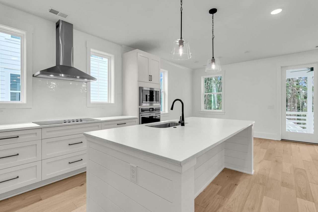 1921 Chestnut Oak Lane Photo 8