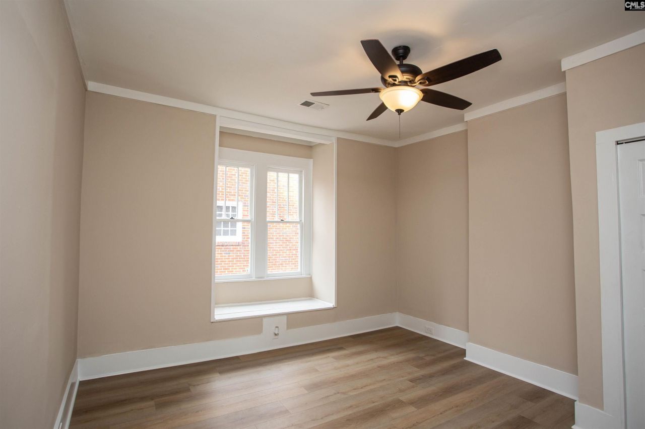 1201 Campbell Street  Photo 11