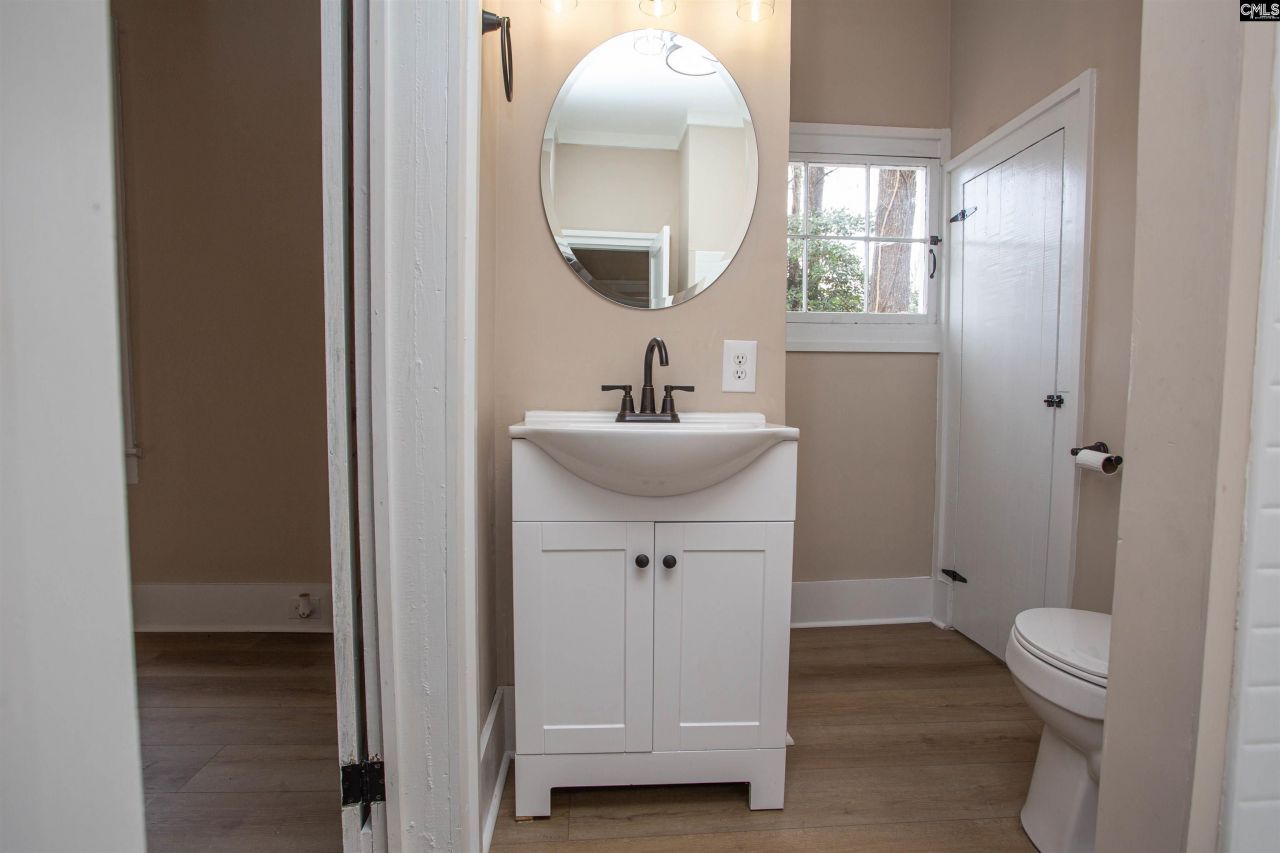 1201 Campbell Street  Photo 9