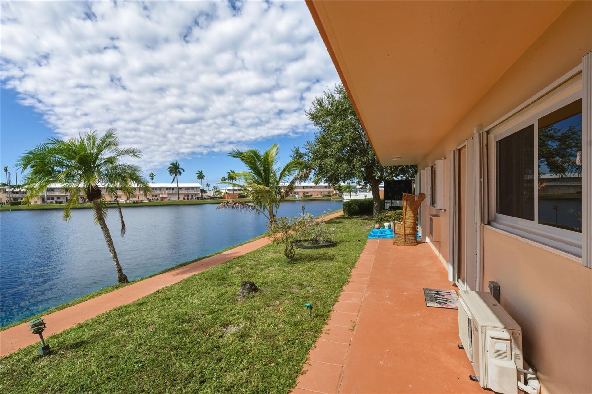 900 SW 10 Terrace, Unit 11S, Hallandale Beach, FL 33009 Photo