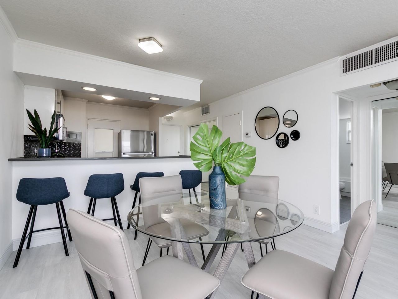 2555 NE 11th St, Unit PH1, Fort Lauderdale, FL 33304 Photo