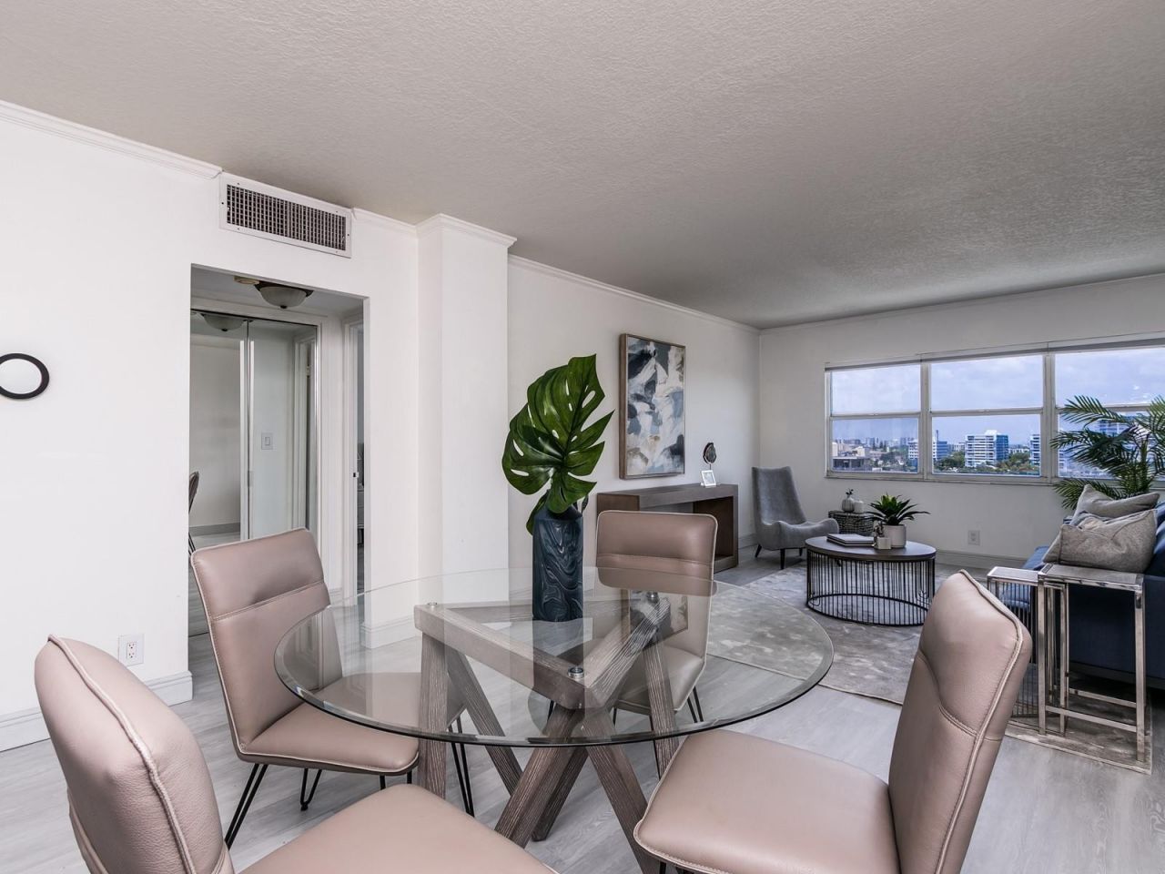 2555 NE 11th St, Unit PH1, Fort Lauderdale, FL 33304 Photo