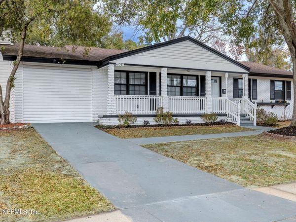 6041 HARLOW Boulevard, Jacksonville, FL 32210