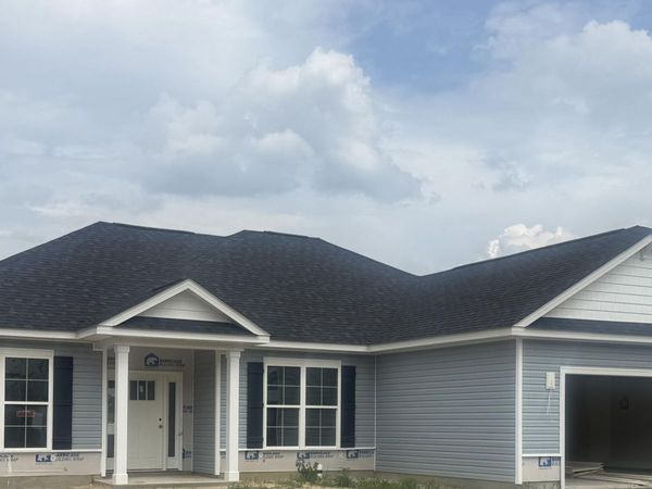 156 Seashore Street, Grimesland, NC 27837