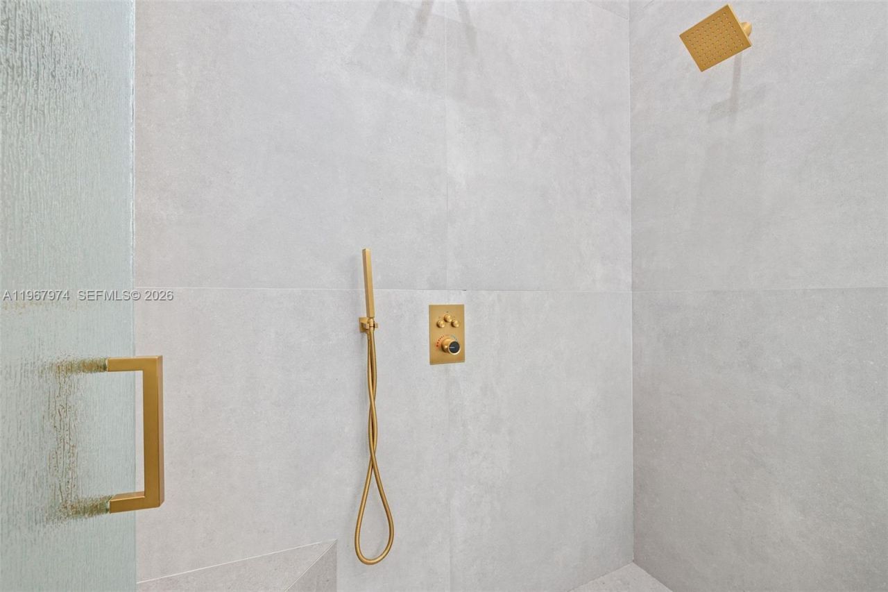 2001 Meridian Ave , Unit 107, Miami Beach, FL 33139 Photo