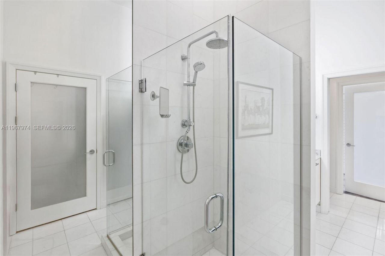 2001 Meridian Ave , Unit 107, Miami Beach, FL 33139 Photo