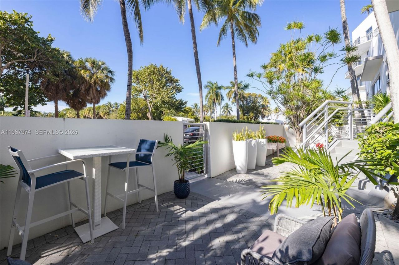 2001 Meridian Ave , Unit 107, Miami Beach, FL 33139 Photo