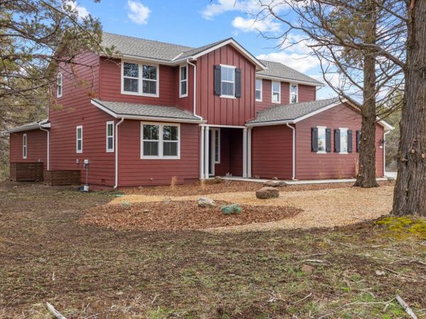 1217 Vine Maple Drive, Klamath Falls, OR 97601