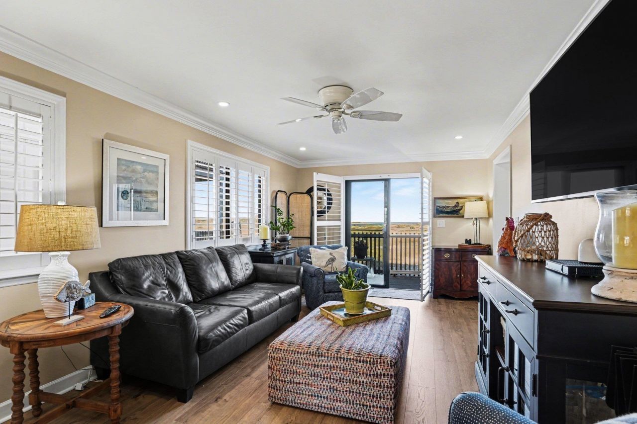 6309 N Ocean Blvd.  Photo 8