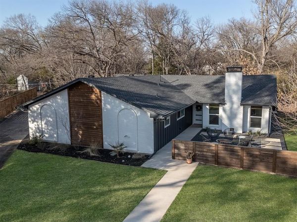 1121 Chevelly Court , Denton, TX 76209