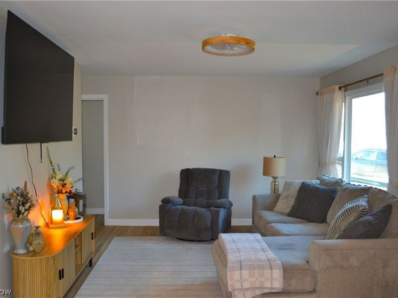 224 Sharon Avenue, Ashland, OH 44805 Photo 9