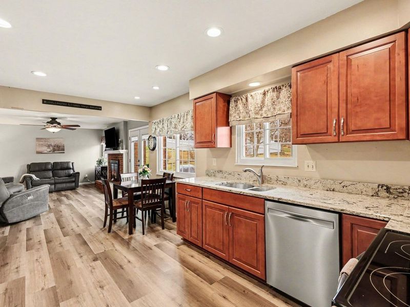 1590 Poplar Ridge Court, Florence, KY 41042 Photo 7