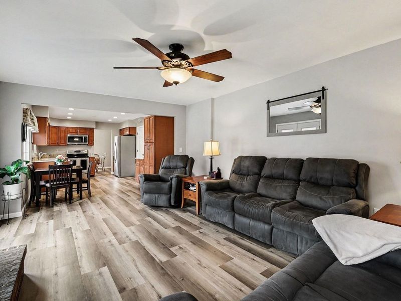 1590 Poplar Ridge Court, Florence, KY 41042 Photo 9