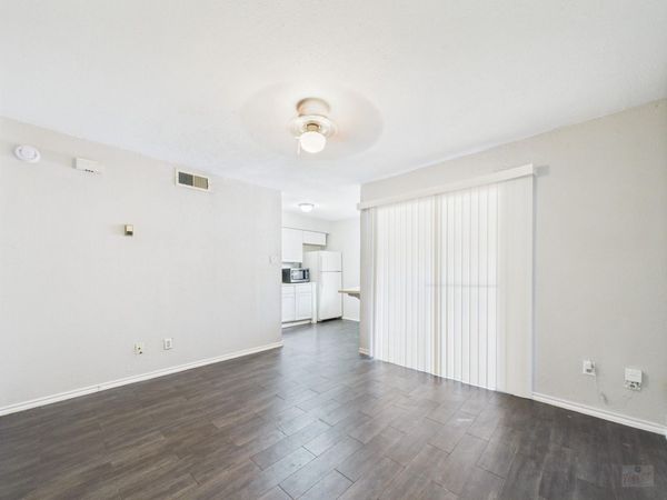 1840 Burton DR, Unit 141, Austin, TX 78741