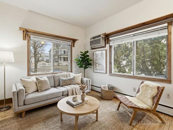 1913 Emerson Avenue, Unit 102, Minneapolis, MN 55408