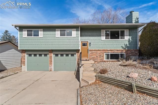 2750 Maroon Bells Avenue, Colorado Springs, CO 80918 Main Photo