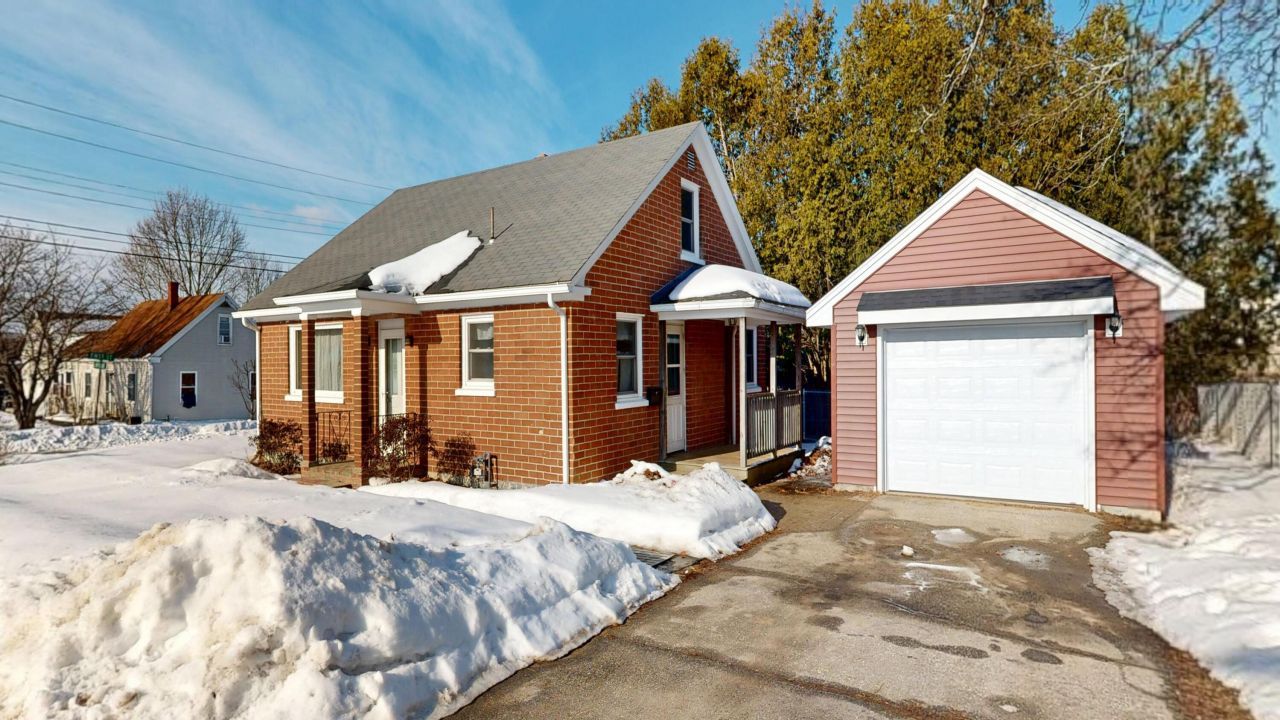 16 Simard Avenue, Lewiston, ME 04240 Main Photo