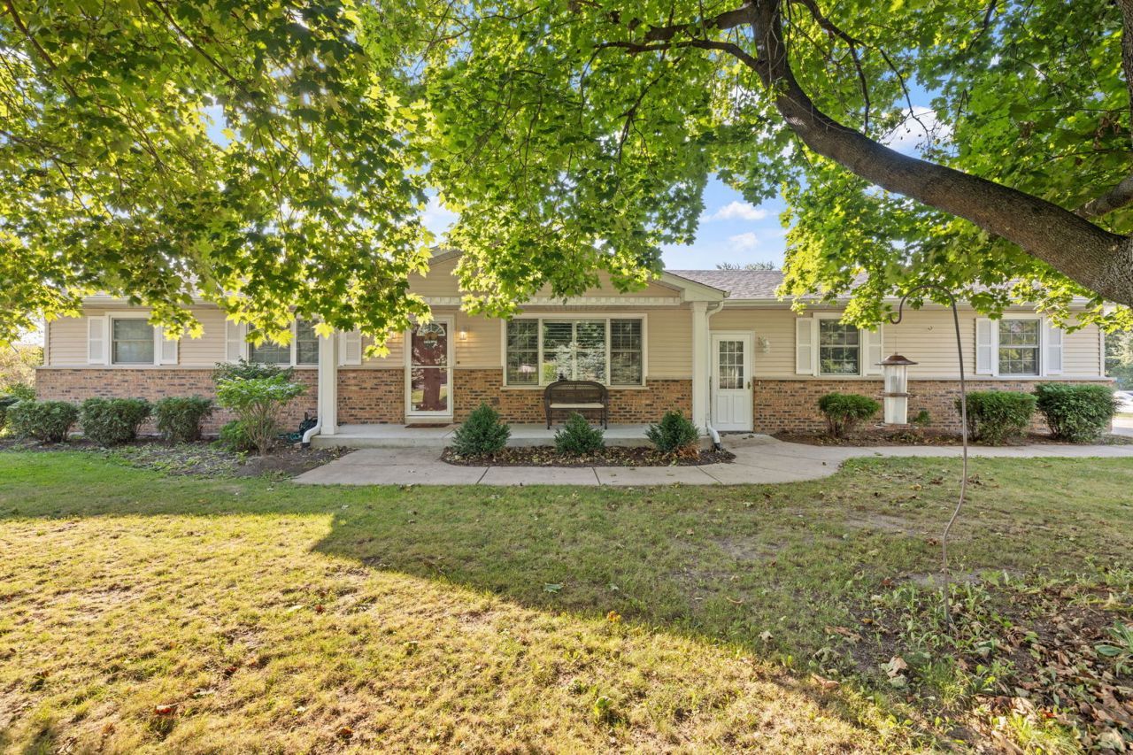 3 Poplar Road, Yorkville, IL 60560 Main Photo