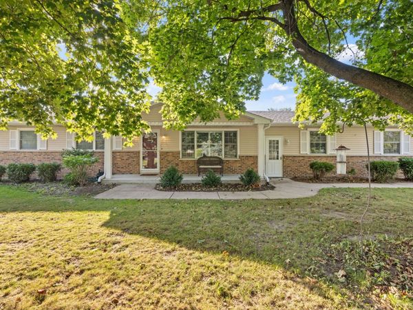 3 Poplar Road, Yorkville, IL 60560