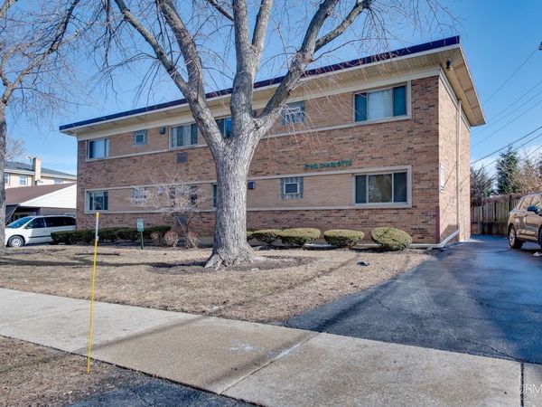 17 N Charlotte Street, Unit L, Lombard, IL 60148