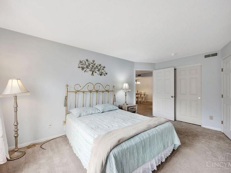 4281 Defender Drive, Unit 202, Cincinnati, OH 45252 Photo 13