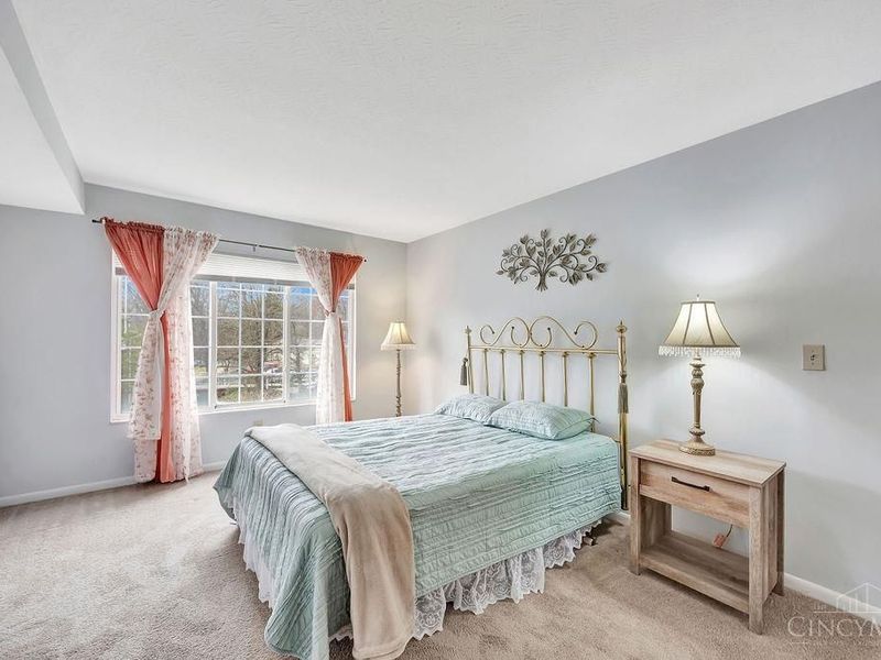 4281 Defender Drive, Unit 202, Cincinnati, OH 45252 Photo 21