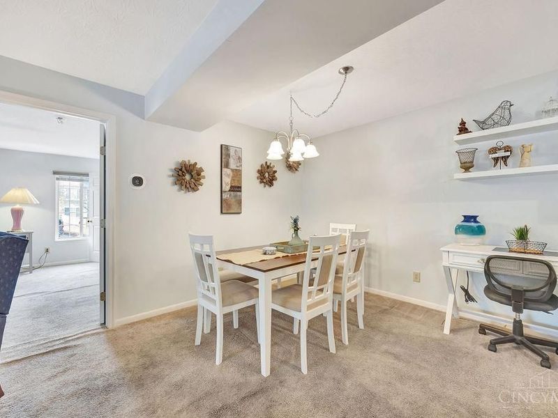 4281 Defender Drive, Unit 202, Cincinnati, OH 45252 Photo 8