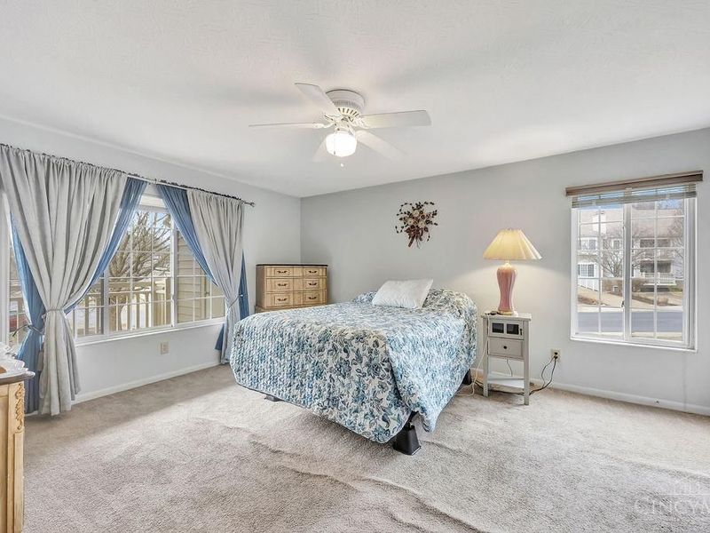 4281 Defender Drive, Unit 202, Cincinnati, OH 45252 Photo 9