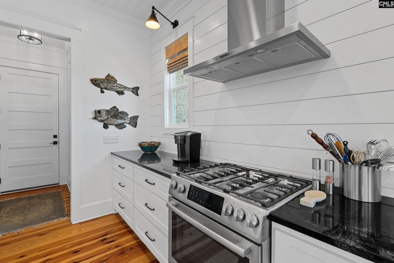 852 Misty Harbor Road Photo 10