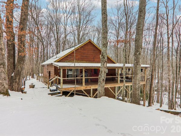 125 Upward Way, Waynesville, NC 28785