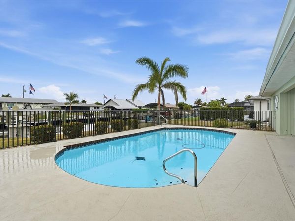 405 TOWER DRIVE, CAPE CORAL, FL 33904