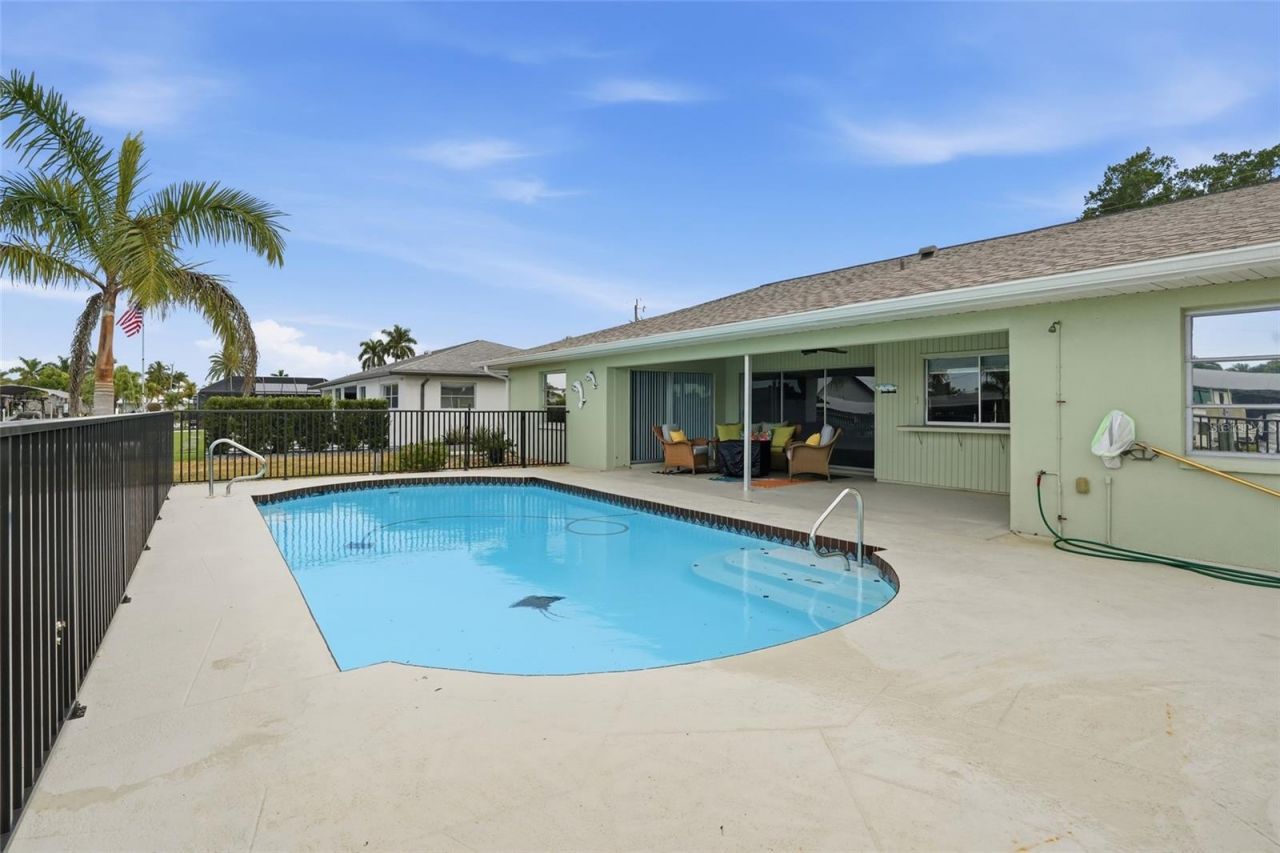 405 Tower Drive, Cape Coral, FL 33904 Photo